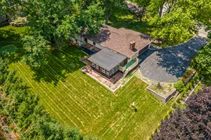 847 Hemlock Dr, Sleepy Hollow, IL 60118 - Photo 32