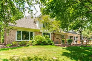 310 Rivershire Ct, Lincolnshire, IL 60069 - Photo 26