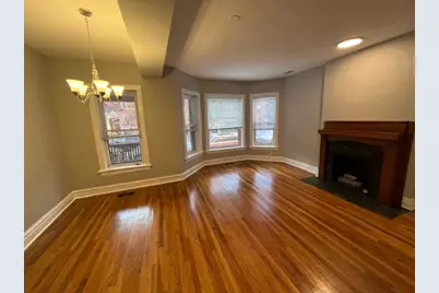 926 W Belle Plaine Avenue #1W, Chicago, IL 60613 - Photo 2