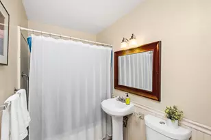 8526 Rockefeller Ave, Brookfield, IL 60513 - Photo 10