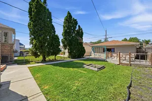 5810 W 64th St, Chicago, IL 60638 - Photo 20