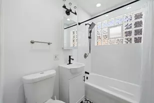 5810 W 64th St, Chicago, IL 60638 - Photo 6
