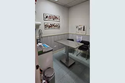 10504 S Roberts Road, Palos Hills, IL 60465 - Photo 10