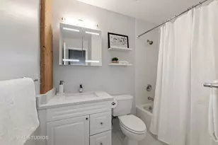 [Address not provided], Chicago, IL 60661 - Photo 18