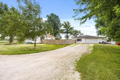4952 E 3150 North Road, Streator, IL 61364 - Photo 4