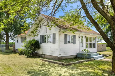 4952 E 3150 North Road, Streator, IL 61364 - Photo 2
