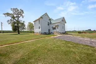 13441 Bastian Rd, Hinckley, IL 60520 - Photo 8