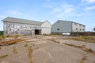 13441 Bastian Rd, Hinckley, IL 60520 - Photo 10