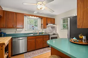 1222 S Somonauk St, Sycamore, IL 60178 - Photo 18