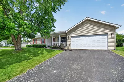 1227 University Drive, Dekalb, IL 60115 - Photo 2