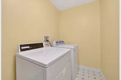 1227 University Drive, Dekalb, IL 60115 - Photo 26