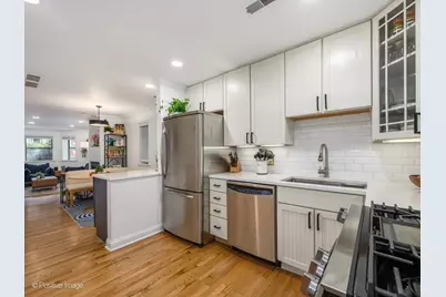 1746 N Cleveland Avenue #A, Chicago, IL 60614 - Photo 12