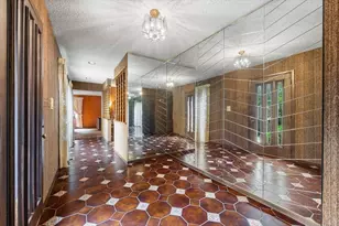 2350 Greenwood Rd, Northbrook, IL 60062 - Photo 2