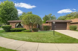 2350 Greenwood Rd, Northbrook, IL 60062 - Photo 1