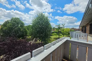 2000 Bayside Dr, Palatine, IL 60074 - Photo 24