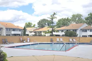 2000 Bayside Dr, Palatine, IL 60074 - Photo 34