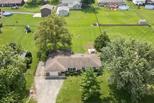 934 Regent St, New Lenox, IL 60451 - Photo 2
