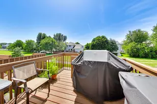 3024 Langston Cir, Saint Charles, IL 60175 - Photo 32