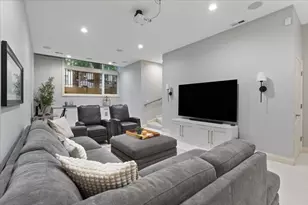 1355 W Erie St, Chicago, IL 60622 - Photo 20