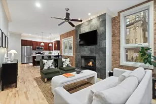 1355 W Erie St, Chicago, IL 60622 - Photo 6