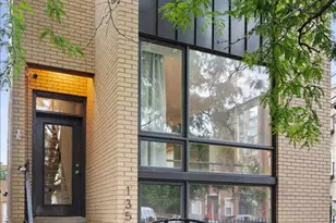 1355 W Erie St, Chicago, IL 60622 - Photo 2