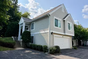 99 Cantal Ct, Wheeling, IL 60090 - Photo 1