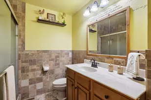 221 S Anderson Rd, New Lenox, IL 60451 - Photo 10