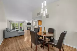 2115 Vanderbilt Dr, Geneva, IL 60134 - Photo 2