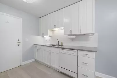 1046 Hampton Harbor #1046, Schaumburg, IL 60193 - Photo 12