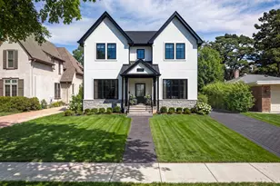 437 Jefferson Ave, Glencoe, IL 60022 - Photo 1