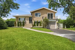 2524 Allison Ct, Glenview, IL 60025 - Photo 1