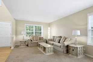 520 Barton Creek Dr, Lake in the Hills, IL 60156 - Photo 4