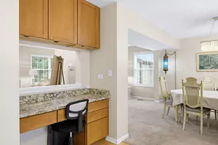 520 Barton Creek Dr, Lake in the Hills, IL 60156 - Photo 10