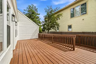 1562 Harding Rd, Northfield, IL 60093 - Photo 22