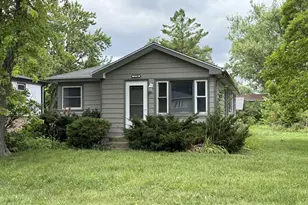 15700 Le Claire Ave, Oak Forest, IL 60452 - Photo 1