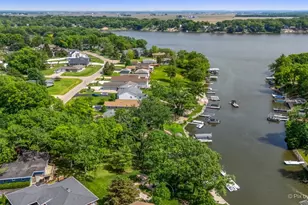 368 Holiday Dr, Lake Holiday, IL 60552 - Photo 6