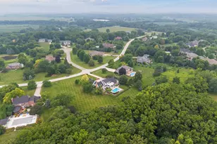 1S853 Grove Hill Dr, Batavia, IL 60510 - Photo 54