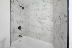 9925 S Beverly Ave, Chicago, IL 60643 - Photo 6