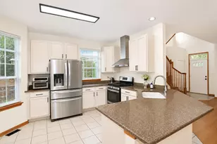 1896 Keystone Pl, Schaumburg, IL 60193 - Photo 12