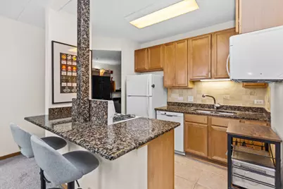 515 Main Street #401, Evanston, IL 60202 - Photo 4