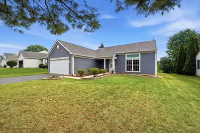 633 Indian Trail Road, Antioch, IL 60002 - Photo 2