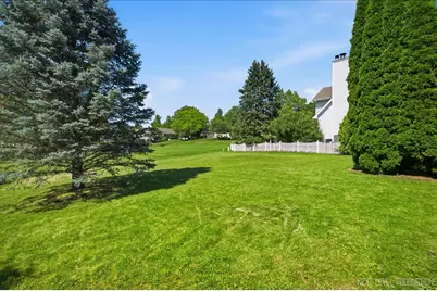 13 Saddlewood Court, Sugar Grove, IL 60554 - Photo 34