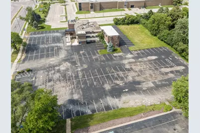 281 Waukegan Road, Northfield, IL 60093 - Photo 10
