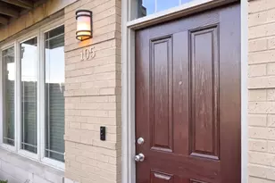 922 Warren Ave, Downers Grove, IL 60515 - Photo 2