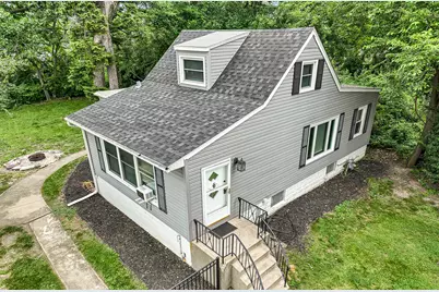 28 S Richmond Avenue, Westmont, IL 60559 - Photo 4