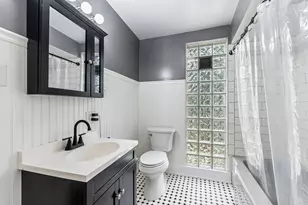 28 S Richmond Ave, Westmont, IL 60559 - Photo 14