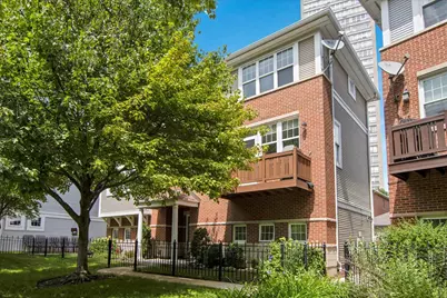 4922 S Cornell Avenue, Chicago, IL 60615 - Photo 2