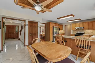 31W003 Irving Park Rd, Elgin, IL 60120 - Photo 10