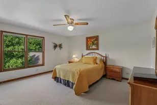 31W003 Irving Park Rd, Elgin, IL 60120 - Photo 24