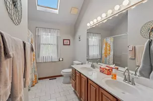 31W003 Irving Park Rd, Elgin, IL 60120 - Photo 22